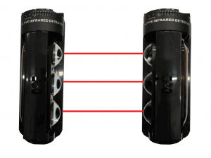 IHORN ABE100-  Detector por triple haz de luz (fotocelda) / Distancia hasta 100  Mts / Velocidad de respuesta 50mS / 12 VDC compatible con paneles IHORN / RISCO / DSC / BOSCH. - Image 2