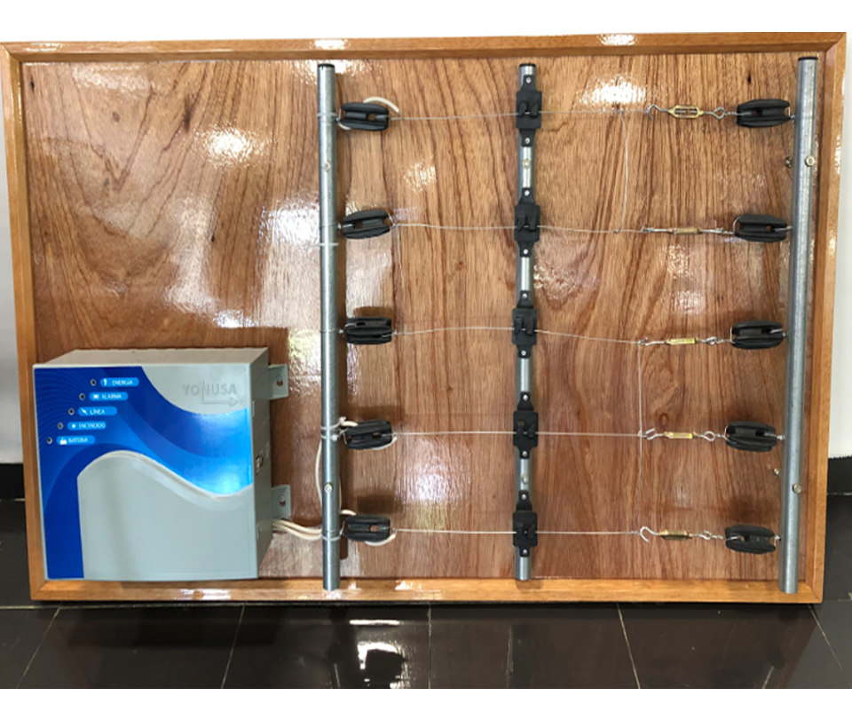YONUSA PACKEY12000127P - Paquete de energizador de 12,000V para un cerco eléctrico de hasta 3500 mts lineales/ Incluye modulo wifi para manejo y recepción de alertas desde celular/ Batería de respaldo de regalo - Image 2