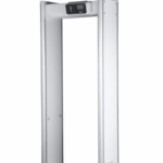 DAHUA ISC-D118 - Arco Detector de Metales con 18 Zonas de Detección. Pantalla LCD de 3.5" con interfaz intuitiva. Ofrece 9 tonos de alarma y 10 niveles de volumen ajustables. Cuenta con un contador de pasos y alarmas.