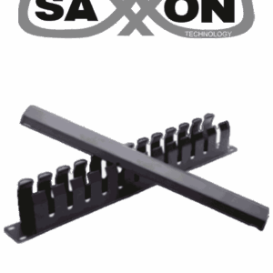 SAXXON SXORGNET24P - Organizador de cables horizontal con tapa para rack de19" / 1U / 24 posiciones / Color Negro / Tapa y Base Metálica
