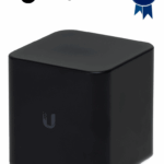 UBIQUITI ACB-ISP - Router inalámbrico AirCube con 4 puertos Fast Ethernet y WiFi 2.4GHz hasta 300 Mbps.