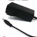 SAXXON PSU1203 - Fuente de Poder Regulada de 12 Vcc 3 Amperes/ Cable de 1.2 Metros/ Para Usos Multiples: Sistemas de CCTV, Acceso, Asistencia, etc/ Certificación UL/