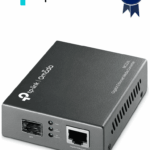 TP-LINK MC220L - Convertidor de Fibra Óptica Monomodo o Multimodo con 1 puerto SFP 1000 Mbps y 1 puerto RJ45 10/100/1000 Mbps. Plug and play.