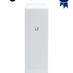 UBIQUITI NSM2 - NanoStation airMAX M2 CPE hasta 150 Mbps con frecuencia 2 GHz (2412-2462 MHz) y antena integrada de 11 dBi.
