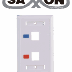 SAXXON A1752E - Placa de pared / Vertical / 2 Puertos tipo keystone / Color blanco / Con etiquetas
