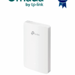 TP-LINK EAP235-WALL - Punto de acceso Omada de doble banda AC1200 MU-MIMO, diseñado para montaje en pared con 3 puertos adicionales, configuración por controlador o stand-alone y alimentación PoE af/at.