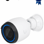 UBIQUITI UVC-G4-PRO - Cámara IP bullet para exterior, 8 MP, 4K, Lente Varifocal 4.1- 12.3 mm, Iluminadores IR 15 Mts, PoE, Micrófono integrado, IP67, Deteccion de eventos IA, Administrable a través de UniFi Protect