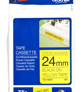 Etiqueta amarilla continua laminada con adhesivo super resistente BROTHER TZES651 - de 24 mm de ancho x 8 mts de largo.