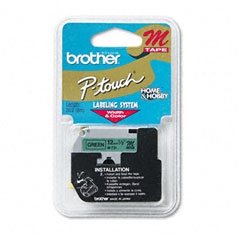 Etiqueta verde continua plástica no laminada BROTHER M731 - de 12 mm de ancho x 8 mts de largo. Impresión en negro.
