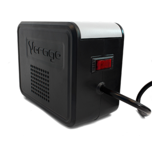 Regulador VORAGO AVR-200 - 8, Negro, 110 - 120V, 1, 400VA 650 W