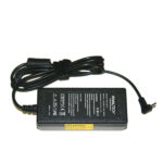 Cargador / Adaptador para Laptop OTAC-E72 OVALTECH de 40W 19V-2.1A (2.5*0.7)