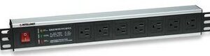 INTELLINET 207102 Barra Multicontacto de 7 salidas para Montaje en Rack de 19 pulgadas - Con Apagador y Protección de Sobrevoltaje, Cable de conexión de 3m