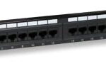 INTELLINET 513555 Panel de Parcheo Cat5e 24 ptos 1U; Compatible con herramientas de ponchado - soporta cable trenzado sólido y multifilar de calibres 22 y 26 AWG