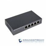 Grandstream GWN7700P Switch No administrable - 5 puertos Gigabit, 4 puertos PoE 802.3 af/at, 30W máximo por pto., gabinete metálico para escritorio o pared.