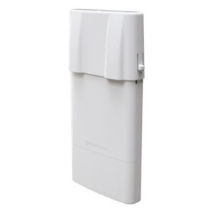 MIKROTIK L11UG-5HAXD-NB – CPE/PtP Exterior / Wi-Fi 6 5 GHz / 2400 Mbps / Conectores RP-SMA / Puerto Gigabit / IP54 / Montaje en Poste