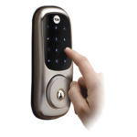 YALE-ASSA ABLOY 89537 – Cerradura electrónica / Teclado táctil y llave mecánica / 250 usuarios Z-Wave / 4 baterías AA / 1 año autonomía / 3 idiomas por voz
