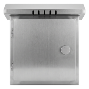 XGAMPOLE6MACC – Gabinete para Exteriores de Acero Inoxidable SUS201 / Cilindrico con Techo Inclinado / Ø305 x 195 x 315 mm (12.0 x 7.7 x 12.4 in) / Cerradura con Llave de Seguridad / Compatible con Postes XGAPOLE