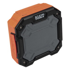 KLEIN TOOLS AEPJS3 – Bocina Bluetooth / Alcance 30 m (98.4 ft) / Autonomía 20 h / IP54 / Resistente a Caídas 2 m (6.6 ft) / Conexión en Cadena