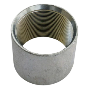 KOBREX KCOP-112 – Cople para Pared Gruesa / 1 1/2" / Rosca Cónica Interior / Acabado Liso / Protección Anticorrosiva Zinc