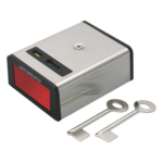 ENFORCER SECOLARM SS-078Q – Botón de Pánico Enclavado / Restablecimiento Manual con Llave / Contacto Normalmente Abierto / SPST / 12 VDC 1 A / Cubierta Acero Inoxidable / Montaje Superficial