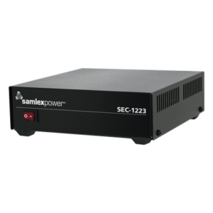 SAMLEX SEC-1223 – Fuente de Poder Conmutada / 13.8 VCC / 23 A Continuos / 25 A Máximo / Entrada 120/240 VCA / Diseño Compacto