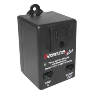 TOTAL GROUND SUPT-UTP-AC – Supresor de Picos / Línea Datos RJ45 + Alimentación 127 VAC / 15 A / IP64 / 7.5 x 5 x 5 cm / 2.95 x 1.97 x 1.97 in