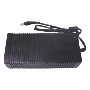 EPCOM POWERLINE PL53V3A – Fuente de poder / 53 VCC / 3 A / 100-240 VCA / -20°C a 45°C / 7.48 x 3.43 x 1.69 pulgadas