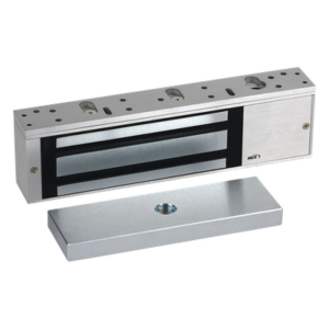 RCI - DORMAKABA 8310 – Electroimán de retención / 12-24 VDC auto-sensitiva / 1.200 lbf / 230 mA / Puerta de una sola ala / Diseño a prueba de fallos