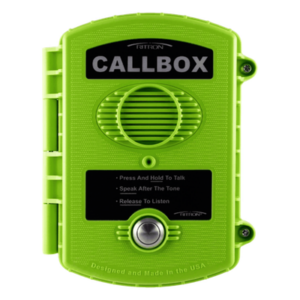 RITRON RQX411QGRN – Callbox Inalámbrico UHF / Frecuencia 450-470 MHz / Gabinete IP57 Policarbonato / Alimentación Baterías D o Externa / Antena Interna Ajustable / Botón PTT Antivandálico